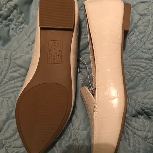 Jones New York Loafers - Picture 5 of 5